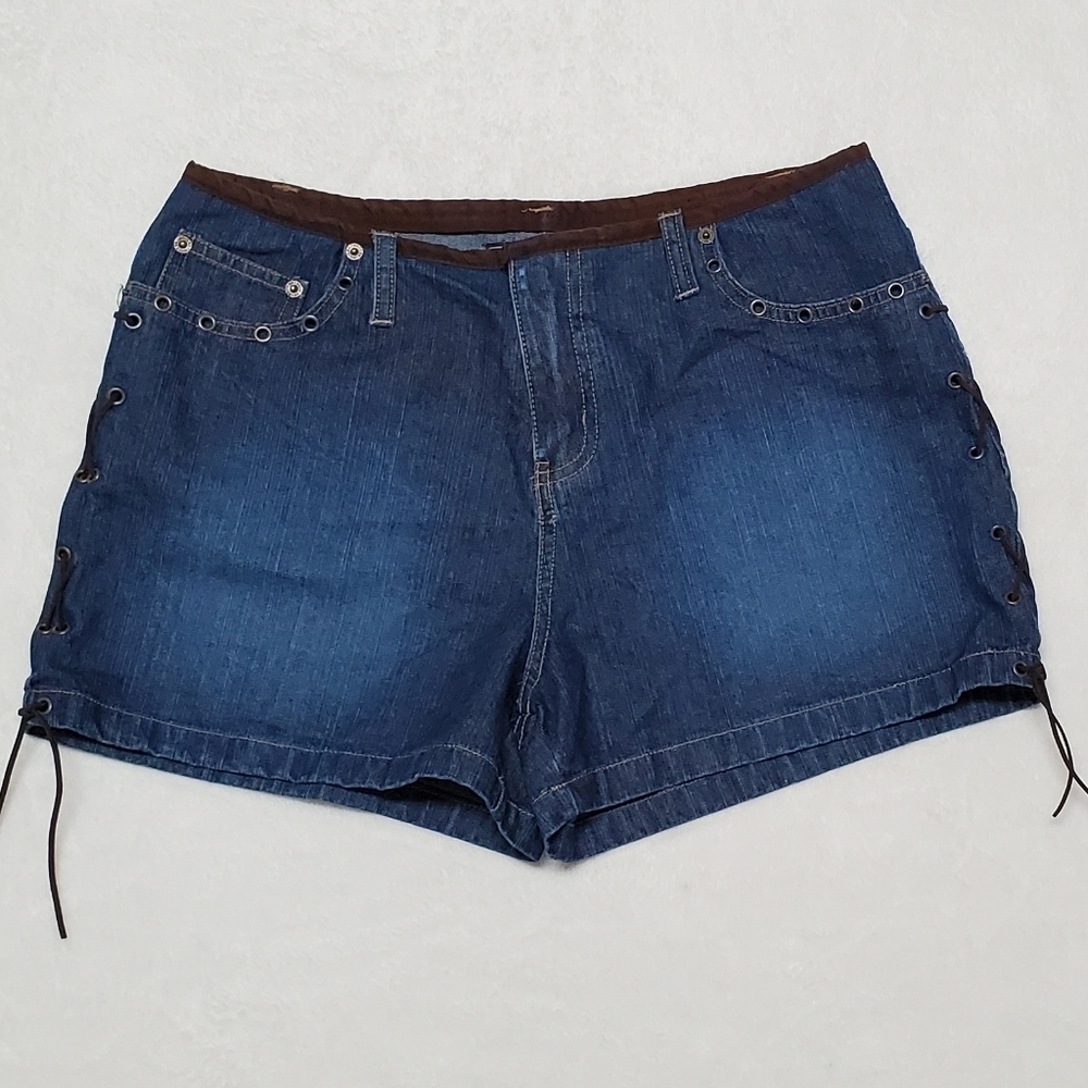 Route 66 Vintage 90s Dark Wash Low Rise Side Lace-up Faux Leather Booty Shorts - Picture 2 of 10